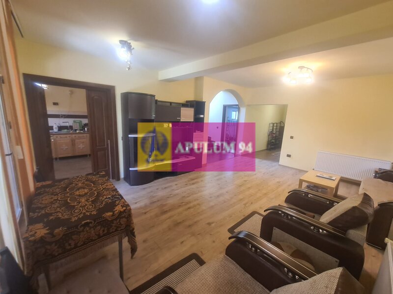 Vila de vanzare in Brebu  - Zona Brebu Megiesesc